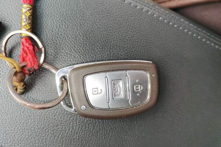 Used Hyundai Mistra 2019 1.8L Automatic Smart GLS Commemorative Edition China V Standard Vehicle Key