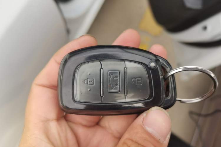Used Hyundai Mistra 2019 1.8L Automatic Smart GLS Commemorative Model China VI Standard Vehicle Key