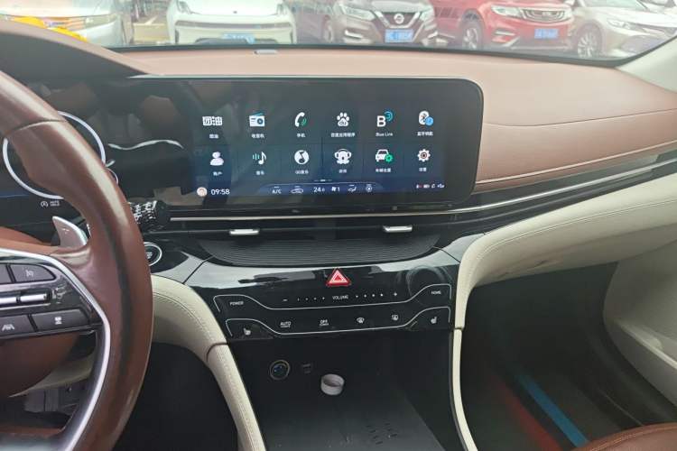 Used Hyundai Mistra 2021 270TGDi DCT TOP Flagship Edition Audio And AC Panel