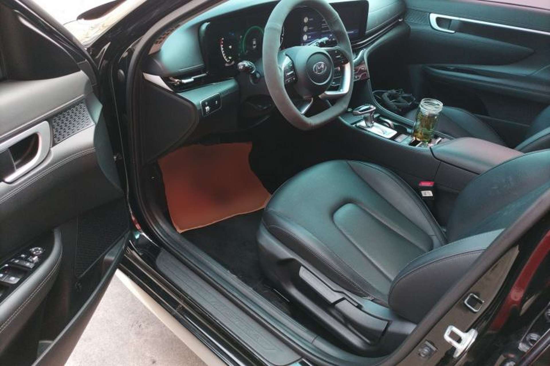 Used Hyundai Mistra 2021 1.8L CVT GLX Elite Edition Driver Seat