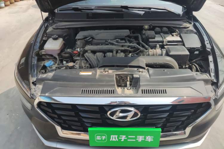 Used Hyundai Mistra 2021 1.8L CVT LUX Premium Edition Engine Bay