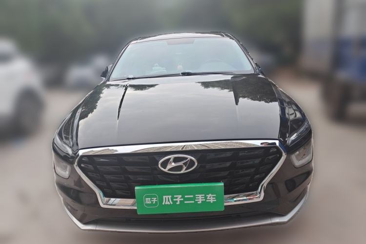 Used Hyundai Mistra 2021 1.8L CVT GLX Elite Edition Front
