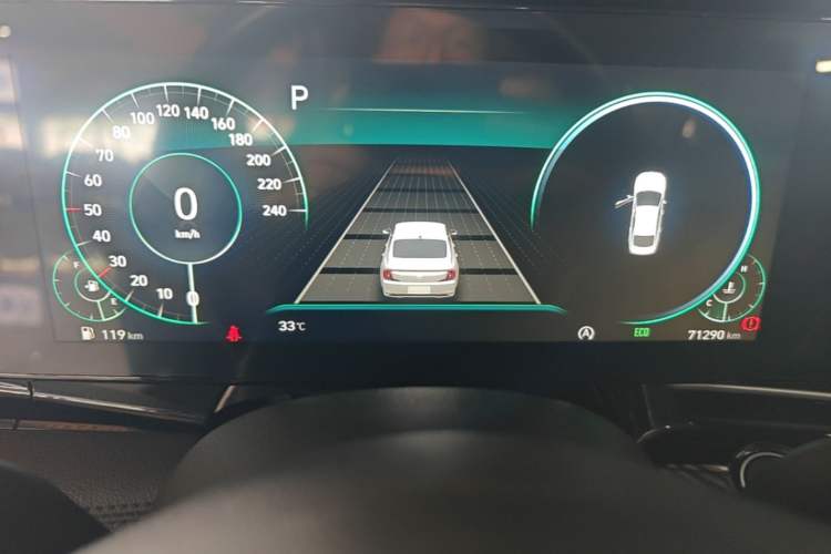 Used Hyundai Mistra 2021 1.8L CVT LUX Premium Edition Instrument Cluster