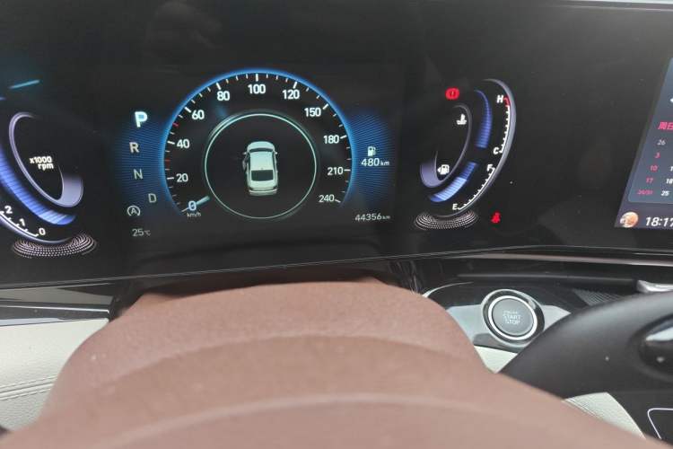 Used Hyundai Mistra 2021 1.8L CVT GLX Elite Edition Odometer Close Up