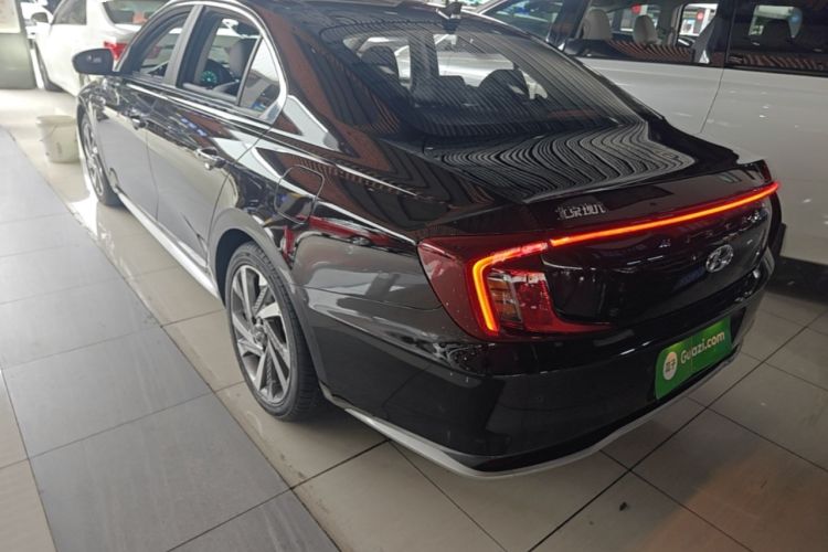 Used Hyundai Mistra 2021 1.8L CVT LUX Premium Edition Rear Left 45 Deg