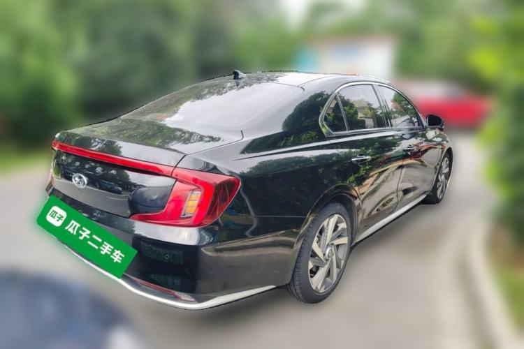 Used Hyundai Mistra 2021 1.8L CVT LUX Premium Edition Rear Right 45 Deg