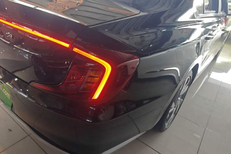 Used Hyundai Mistra 2021 1.8L CVT LUX Premium Edition Right Rear Taillight