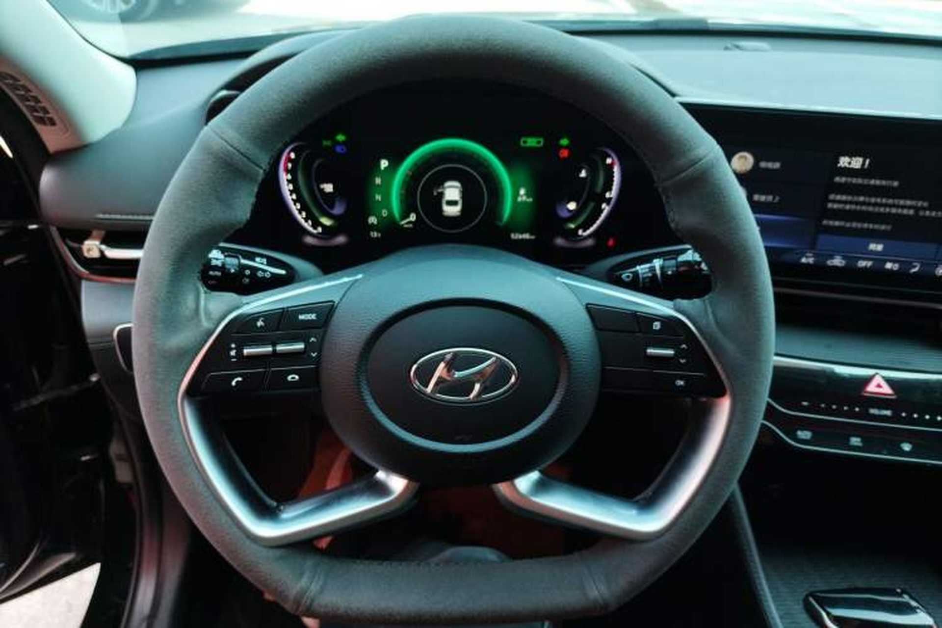Used Hyundai Mistra 2021 1.8L CVT GLX Elite Edition Steering Wheel