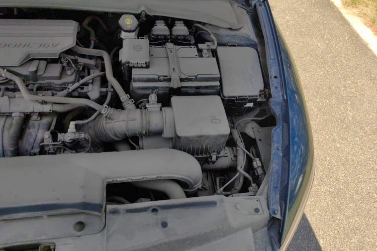 Used Hyundai Mistra 2021 1.8L CVT LUX Premium Edition Engine Bay Left