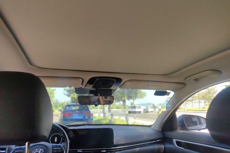Used Hyundai Mistra 2021 1.8L CVT LUX Premium Edition Headliner