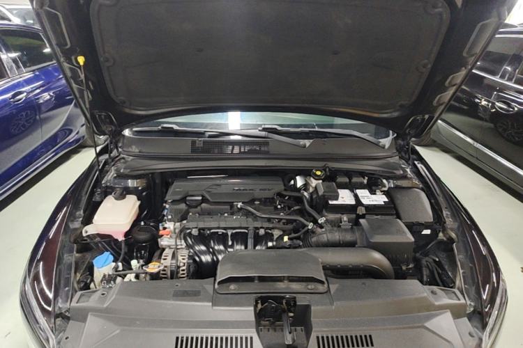 Used Hyundai Mistra 2021 1.8L CVT GLX Elite Edition Engine Bay