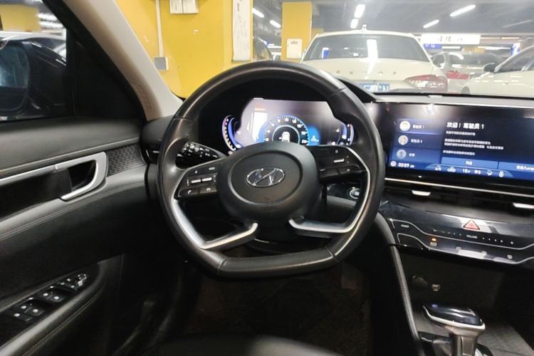 Used Hyundai Mistra 2021 1.8L CVT GLX Elite Edition Steering Wheel