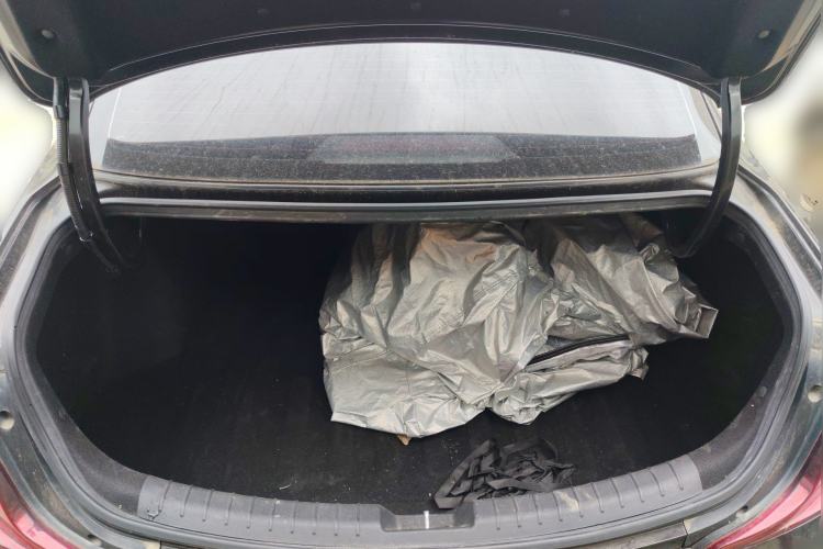 Used Hyundai Mistra 2021 1.8L CVT LUX Premium Edition Trunk