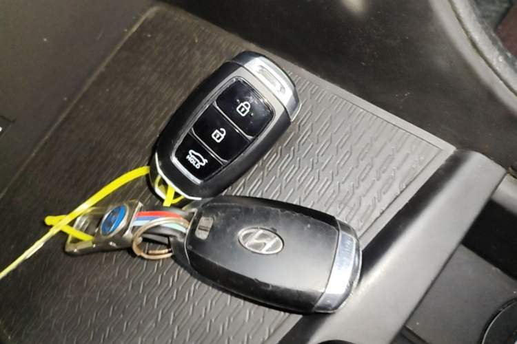 Used Hyundai Mistra 2021 1.8L CVT GLX Elite Edition Vehicle Key