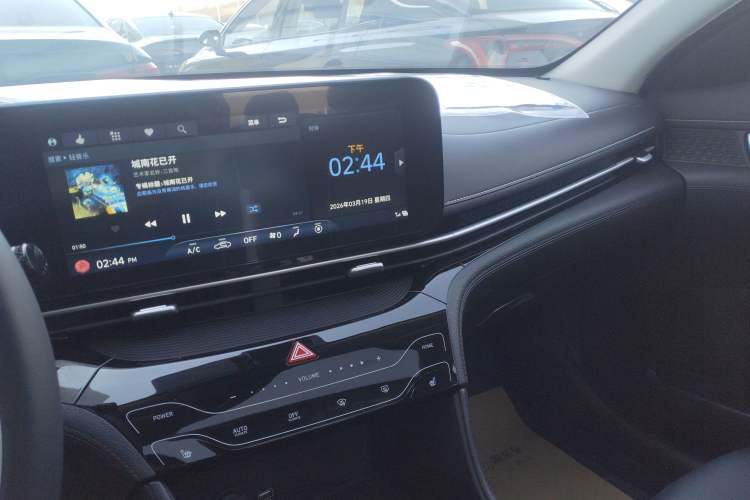 Used Hyundai Mistra 2021 270TGDi DCT TOP Flagship Edition Audio And AC Panel