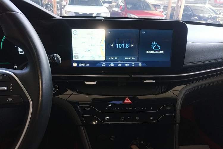 Used Hyundai Mistra 2021 1.8L CVT LUX Premium Edition Audio And AC Panel