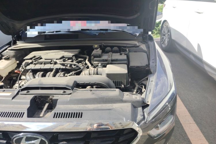 Used Hyundai Mistra 2021 1.8L CVT LUX Premium Edition Engine Bay Left