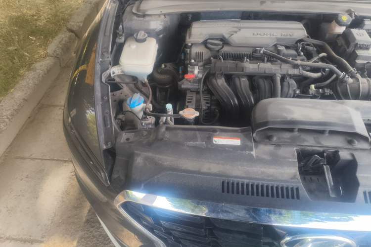 Used Hyundai Mistra 2021 1.8L CVT LUX Premium Edition Engine Bay Right