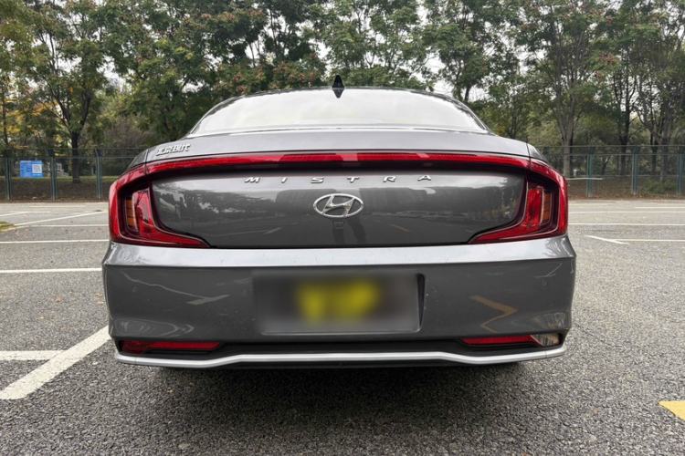 Used Hyundai Mistra 2021 1.8L CVT LUX Premium Edition Exterior 3