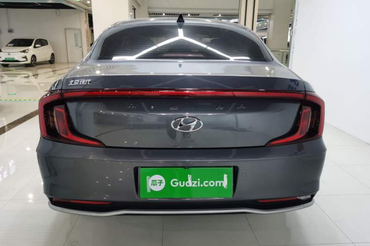 Used Hyundai Mistra 2021 1.8L CVT LUX Premium Edition Exterior 4