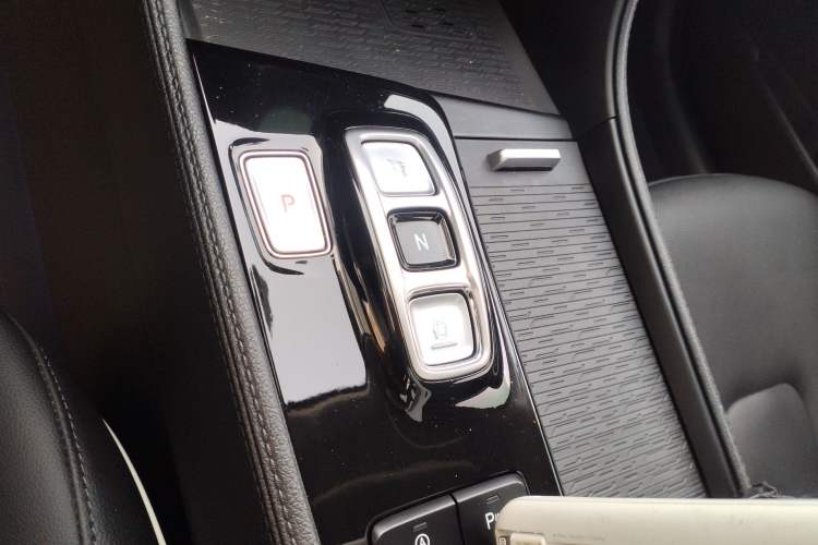 Used Hyundai Mistra 2021 270TGDi DCT TOP Flagship Edition Gear Lever