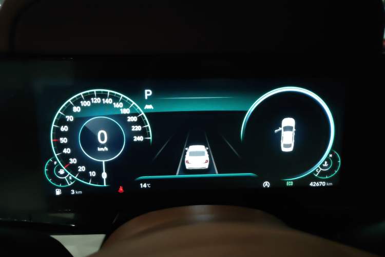 Used Hyundai Mistra 2021 1.8L CVT LUX Premium Edition Instrument Cluster