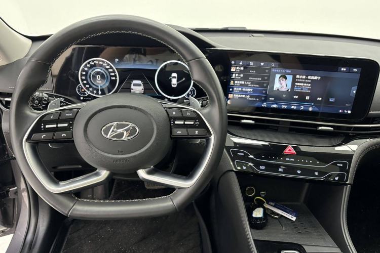 Used Hyundai Mistra 2021 270TGDi DCT TOP Flagship Edition Interior 2