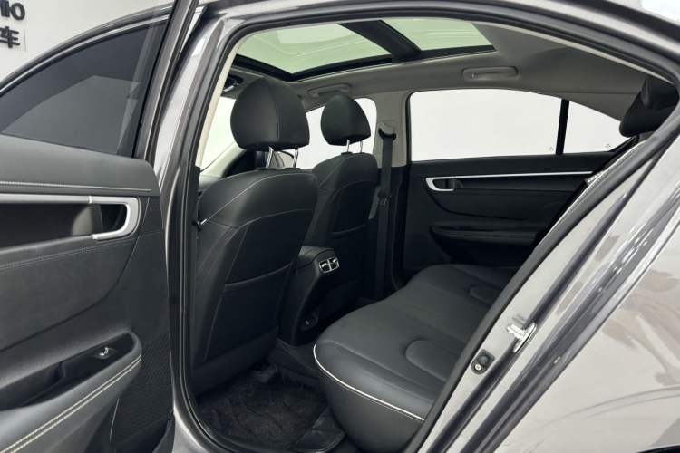 Used Hyundai Mistra 2021 270TGDi DCT TOP Flagship Edition Interior 6