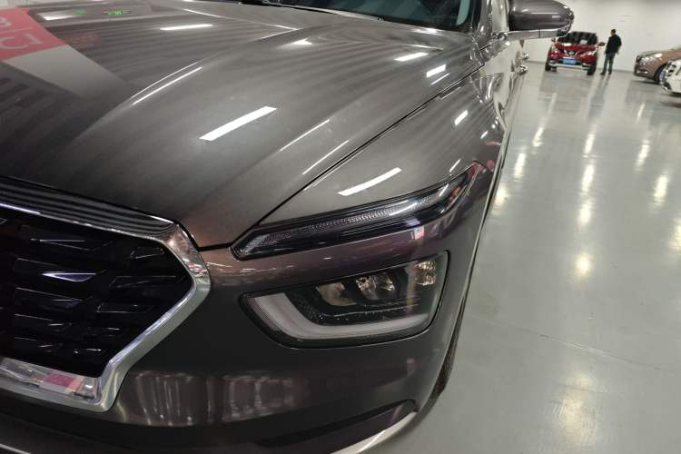 Used Hyundai Mistra 2021 1.8L CVT LUX Premium Edition Left Front Headlight
