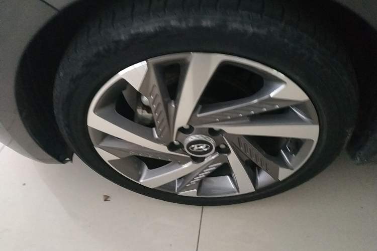 Used Hyundai Mistra 2021 1.8L CVT LUX Premium Edition Left Front Wheel Hub