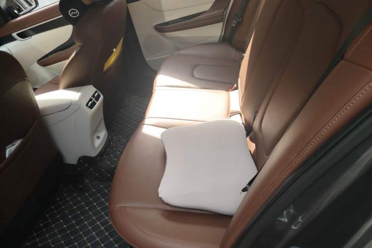 Used Hyundai Mistra 2021 1.8L CVT LUX Premium Edition Left Rear Seat