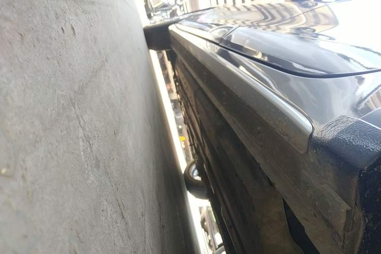 Used Hyundai Mistra 2021 1.8L CVT LUX Premium Edition Left Side Sill