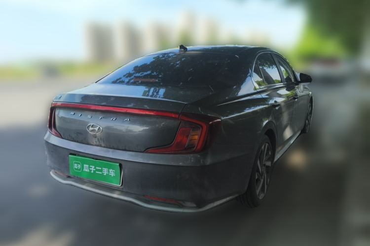 Used Hyundai Mistra 2021 1.8L CVT LUX Premium Edition Rear Right 45 Deg