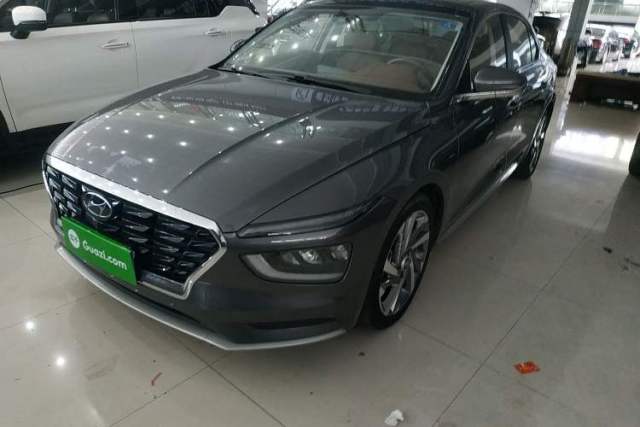 Used Hyundai Mistra 2021 1.8L CVT LUX Premium Edition