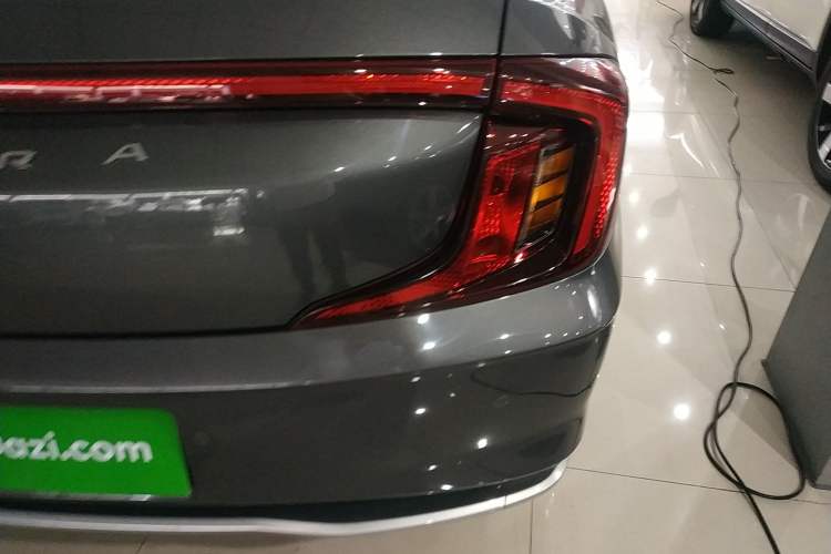 Used Hyundai Mistra 2021 1.8L CVT LUX Premium Edition Right Rear Taillight
