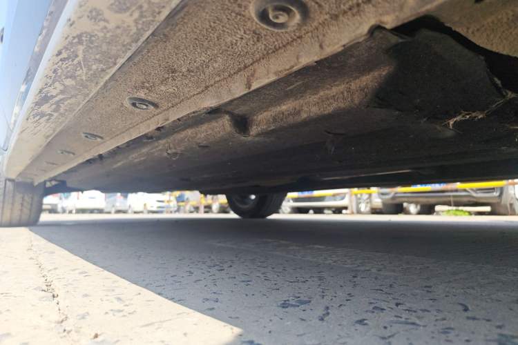 Used Hyundai Mistra 2021 1.8L CVT GLX Elite Edition Right Side Sill