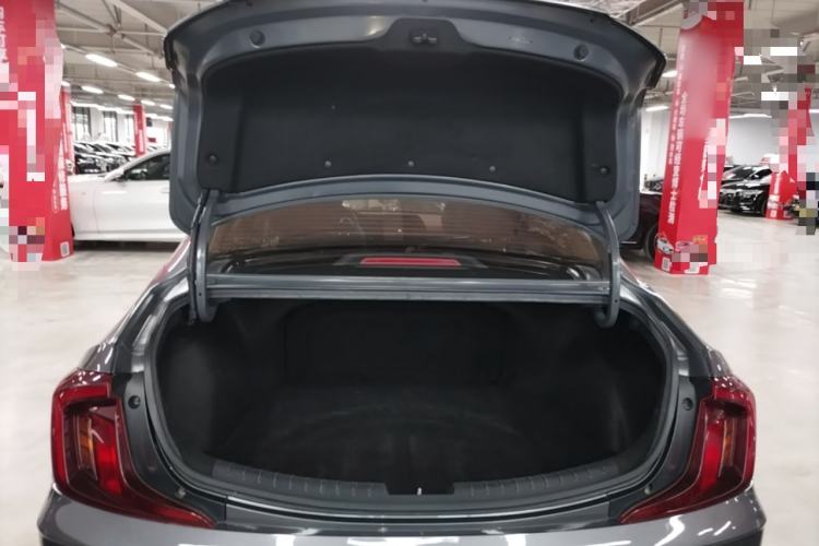 Used Hyundai Mistra 2021 1.8L CVT LUX Premium Edition Trunk