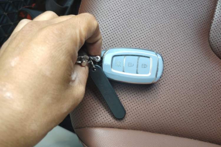 Used Hyundai Mistra 2021 1.8L CVT LUX Premium Edition Vehicle Key