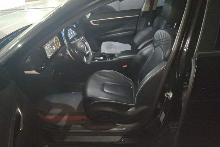 Used Hyundai Mistra 2021 270TGDi DCT LUX Prestige Edition Left Front Seat