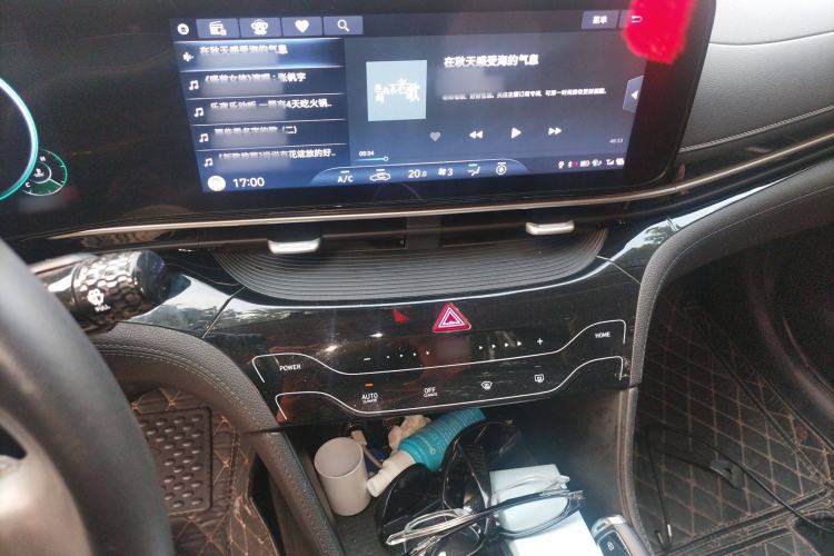 Used Hyundai Mistra 2021 1.8L CVT LUX Premium Edition Audio And AC Panel