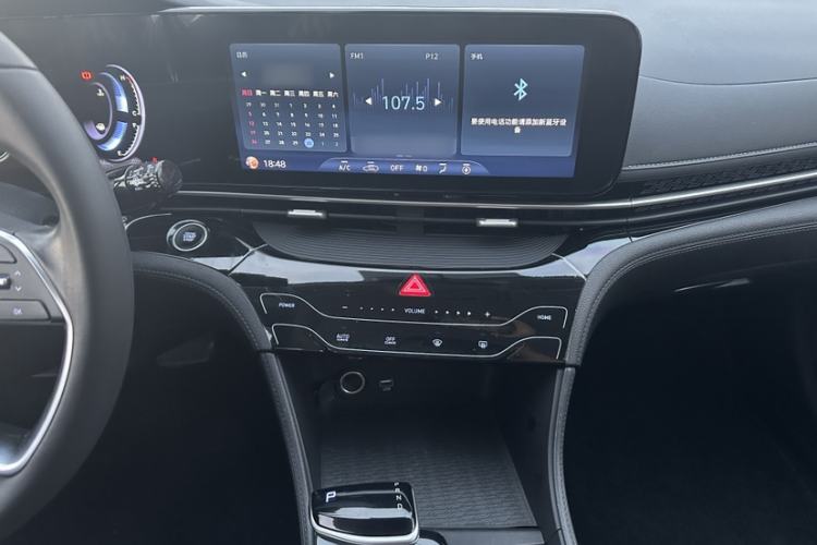 Used Hyundai Mistra 2021 1.8L CVT GLX Elite Edition Audio And AC Panel