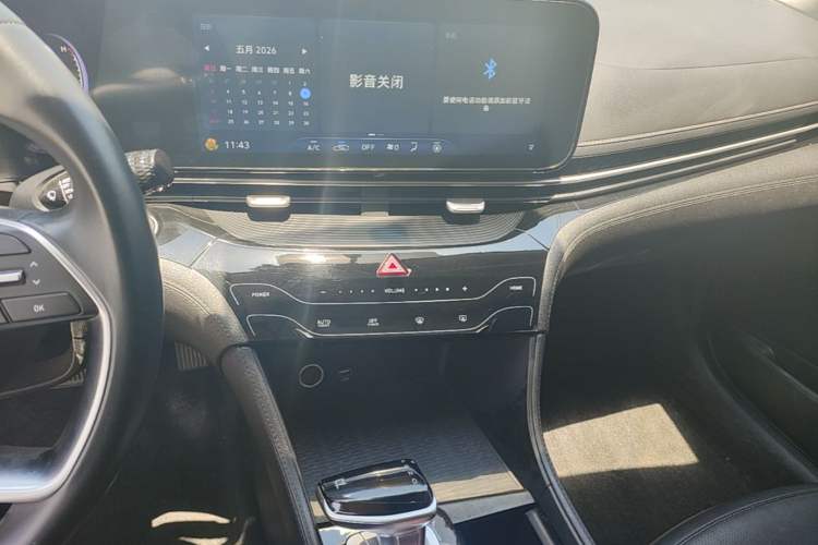 Used Hyundai Mistra 2021 1.8L CVT GLX Elite Edition Audio And AC Panel