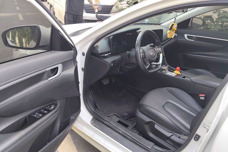 Used Hyundai Mistra 2021 1.8L CVT GLX Elite Edition Driver Seat