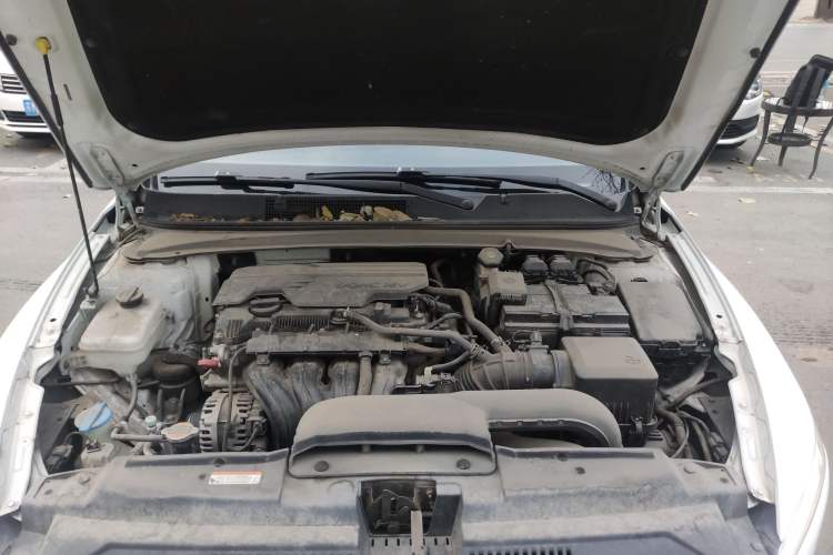 Used Hyundai Mistra 2021 1.8L CVT GLX Elite Edition Engine Bay