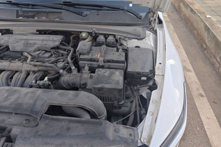 Used Hyundai Mistra 2021 1.8L CVT LUX Premium Edition Engine Bay Left