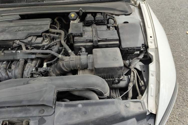 Used Hyundai Mistra 2021 1.8L CVT LUX Premium Edition Engine Bay Left
