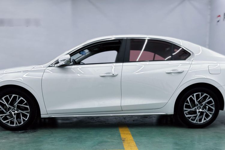 Used Hyundai Mistra 2021 1.8L CVT GLX Elite Edition Exterior 3
