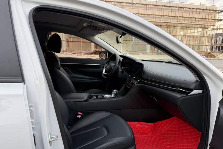 Used Hyundai Mistra 2021 1.8L CVT GLS Leading Edition Exterior 4