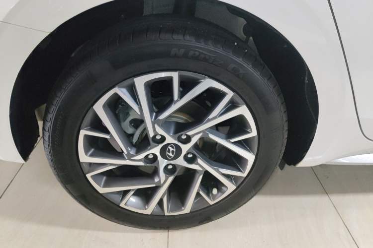 Used Hyundai Mistra 2021 1.8L CVT GLX Elite Edition Exterior 8