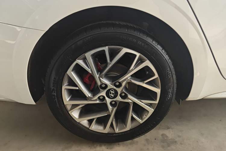 Used Hyundai Mistra 2021 1.8L CVT GLX Elite Edition Exterior 8